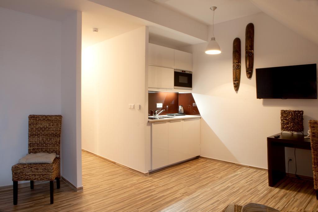 Hotel Koruna Chlumec nad Cidlinou Kültér fotó
