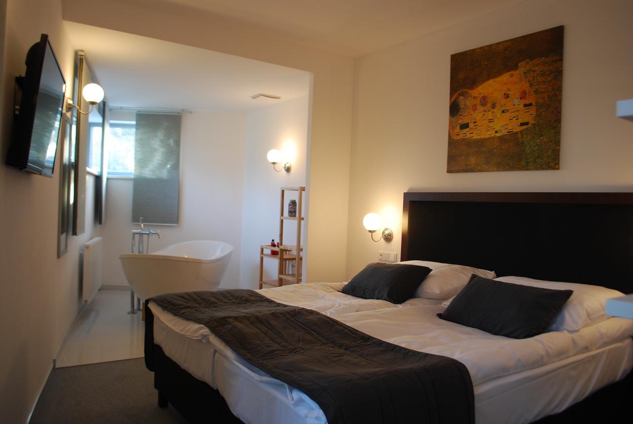 Hotel Koruna Chlumec nad Cidlinou Szoba fotó