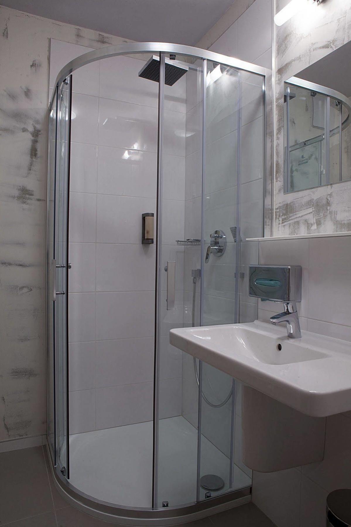 Hotel Koruna Chlumec nad Cidlinou Kültér fotó